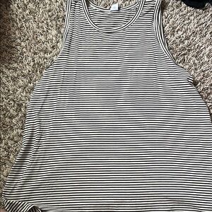 Old Navy Black and White Sleeveless Relaxed Tank Top